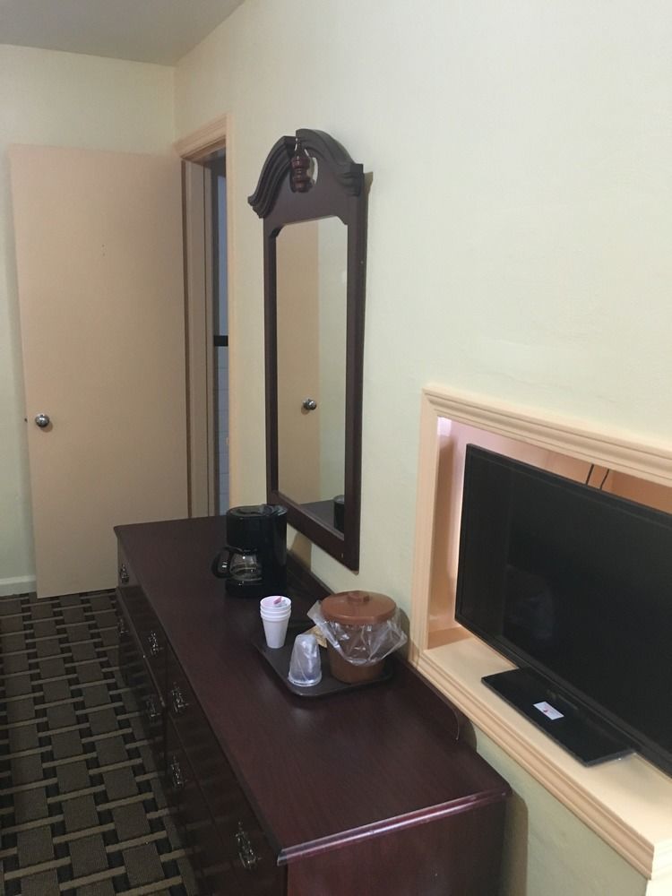 Old Kentucky Home Motel Bardstown Εξωτερικό φωτογραφία