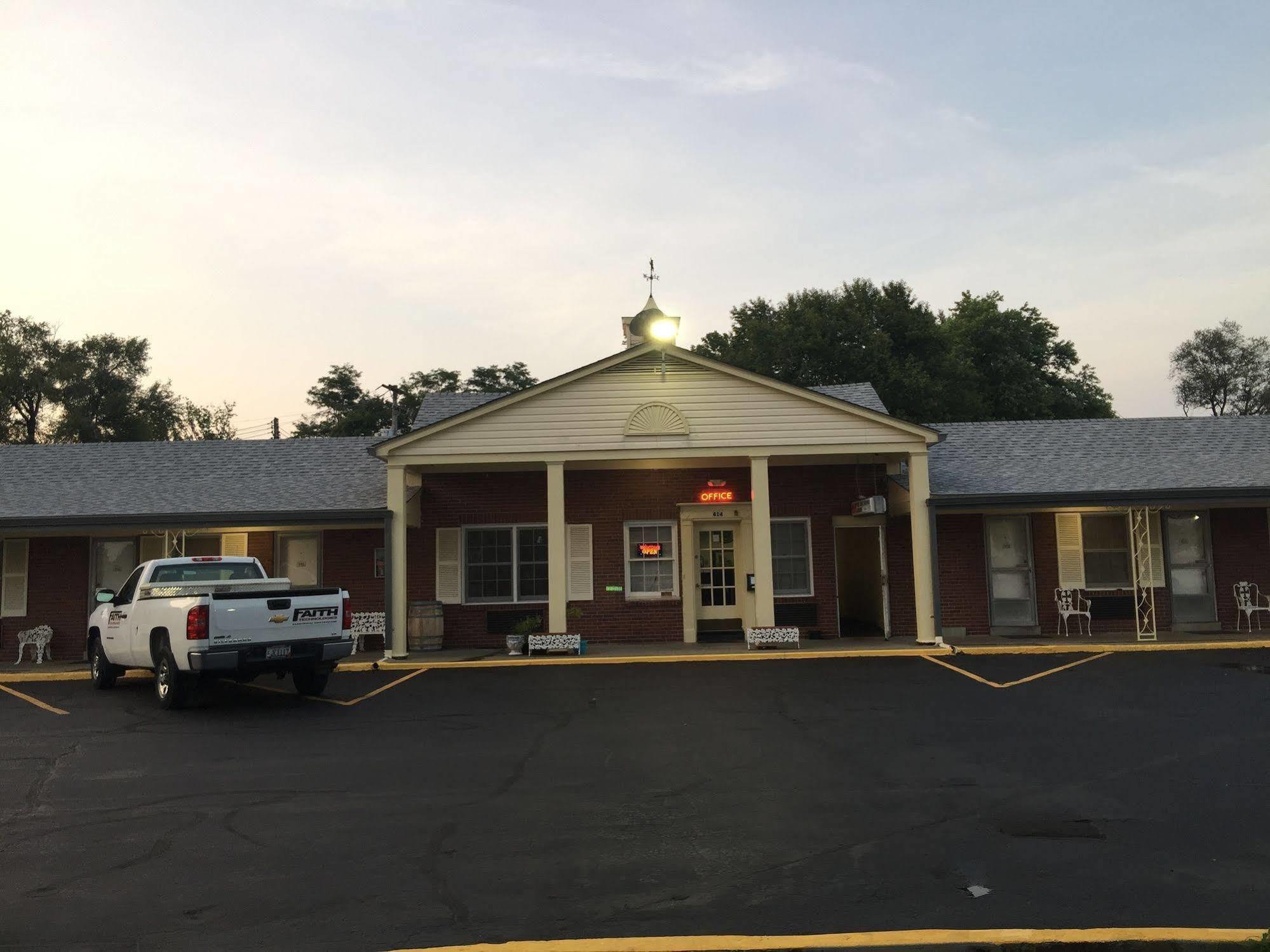 Old Kentucky Home Motel Bardstown Εξωτερικό φωτογραφία