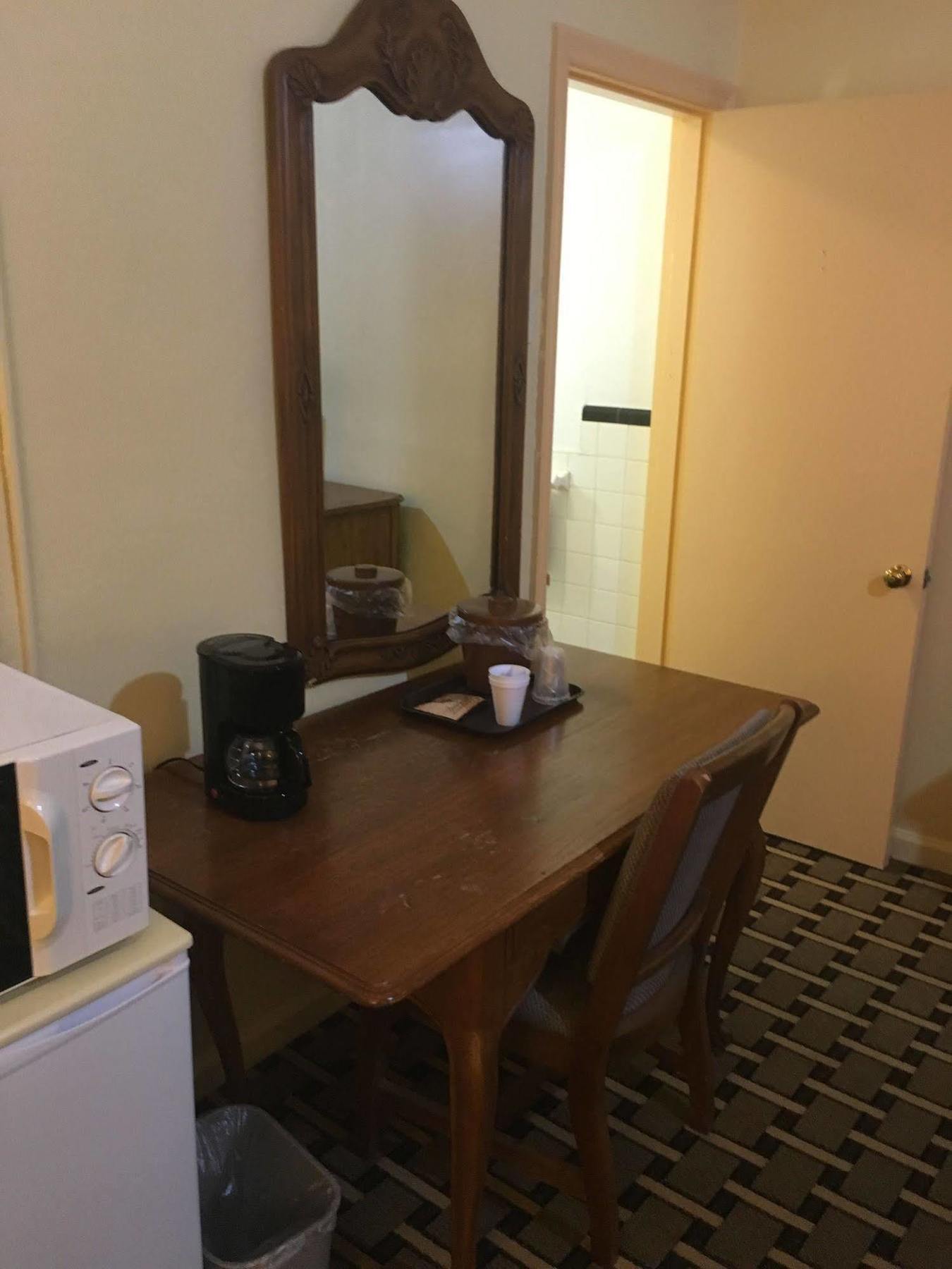 Old Kentucky Home Motel Bardstown Εξωτερικό φωτογραφία